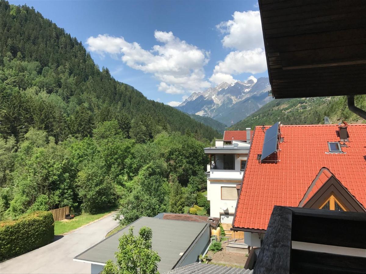 Hotel Gasthof Zum Loewen Landeck Exterior foto